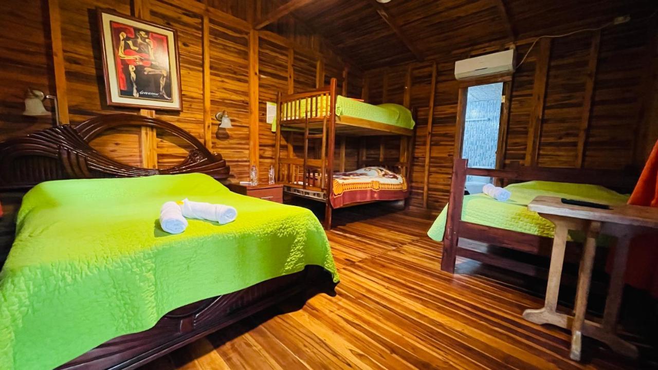 Hosteria Kasadasa Санто Доминго де лос Колорадос Екстериор снимка